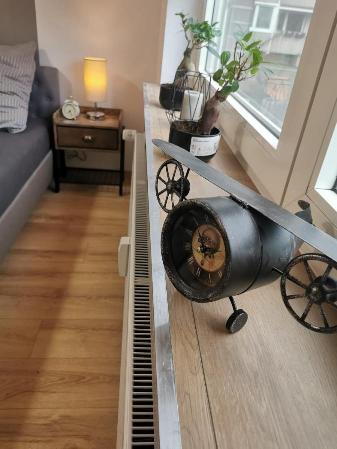 Frisch Sanierte Ferienwohnung 2 Min Vom Suedstrand - Balkon - Pay Tv วิลเฮล์มฮาเฟน ภายนอก รูปภาพ